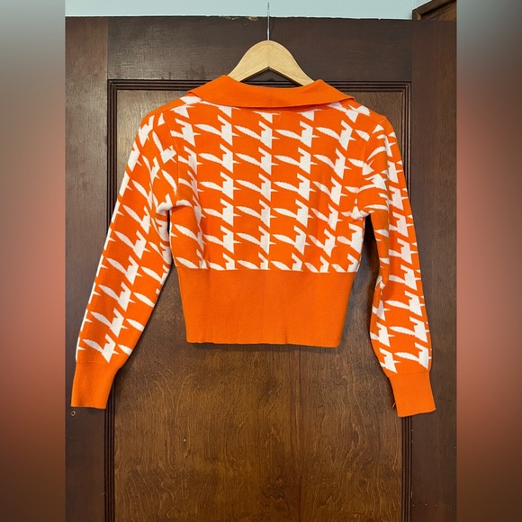 Houndstooth V-neck sweater - Picture 3 of 3